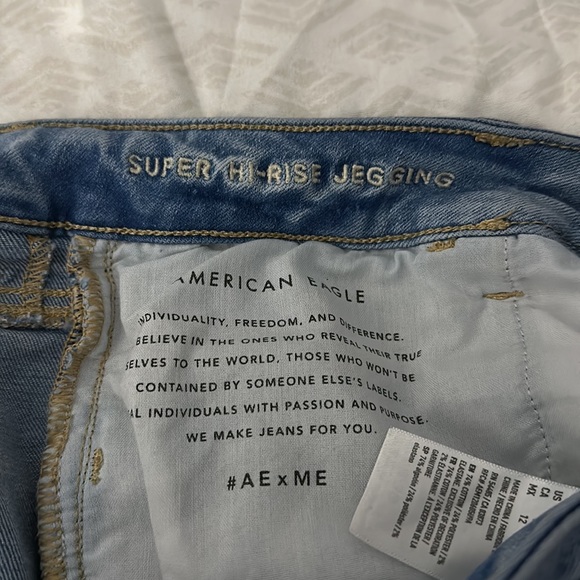 American Eagle Jeans - Picture 6 of 6